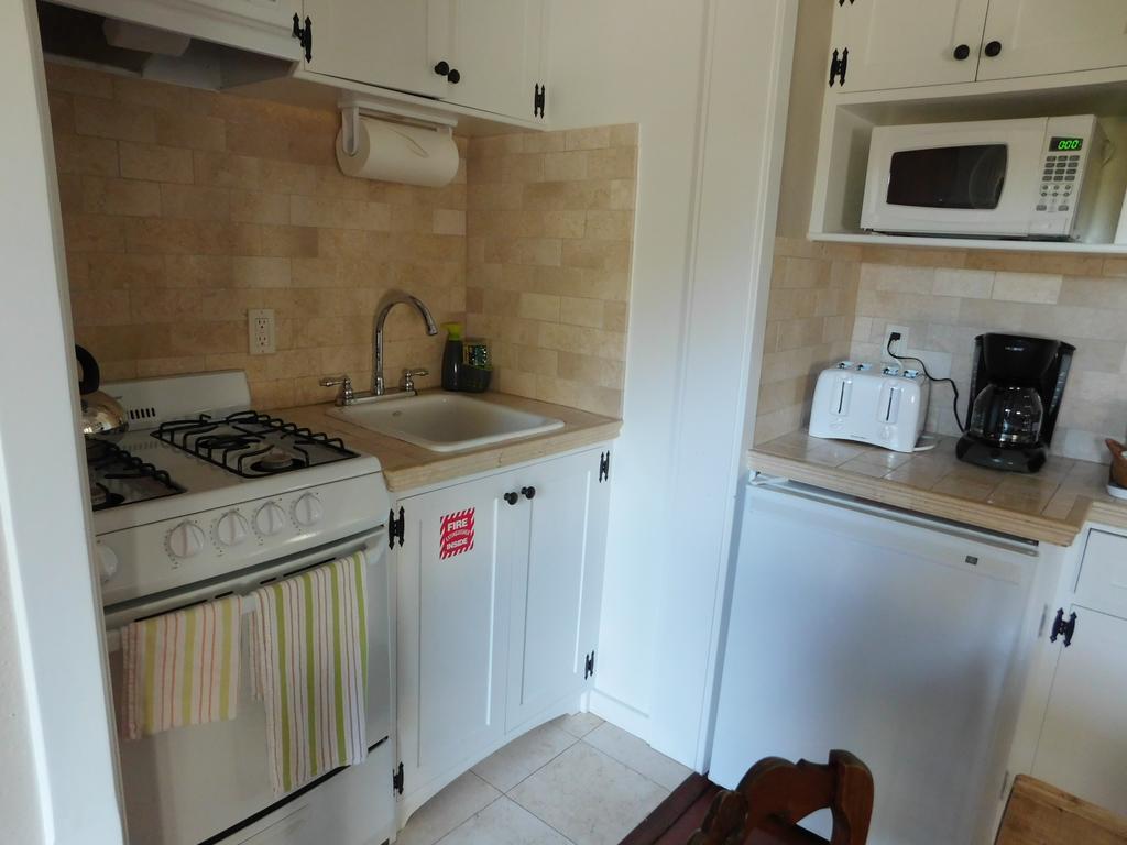 Lincoln Green Inn Carmel-by-the-Sea Екстериор снимка