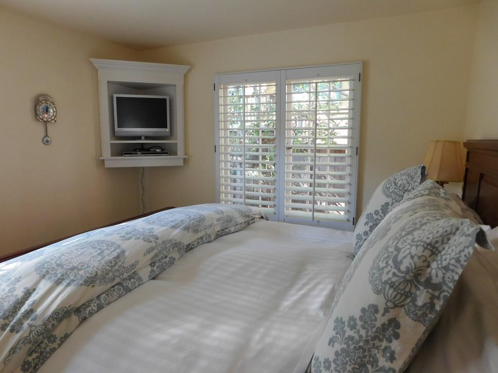 Lincoln Green Inn Carmel-by-the-Sea Екстериор снимка